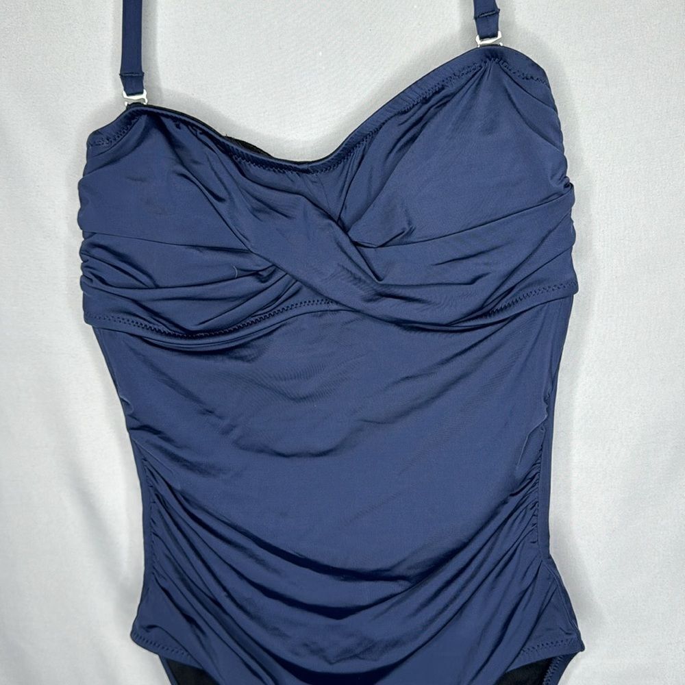 Garnet Hill Ruched Bandeau One Piece Navy bathing Suit. Size 4.‎ - Picture 2 of 9